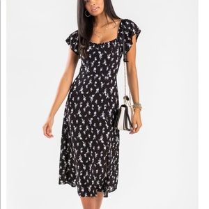 BNWT Franchesca’s Black & White Floral Midi Dress